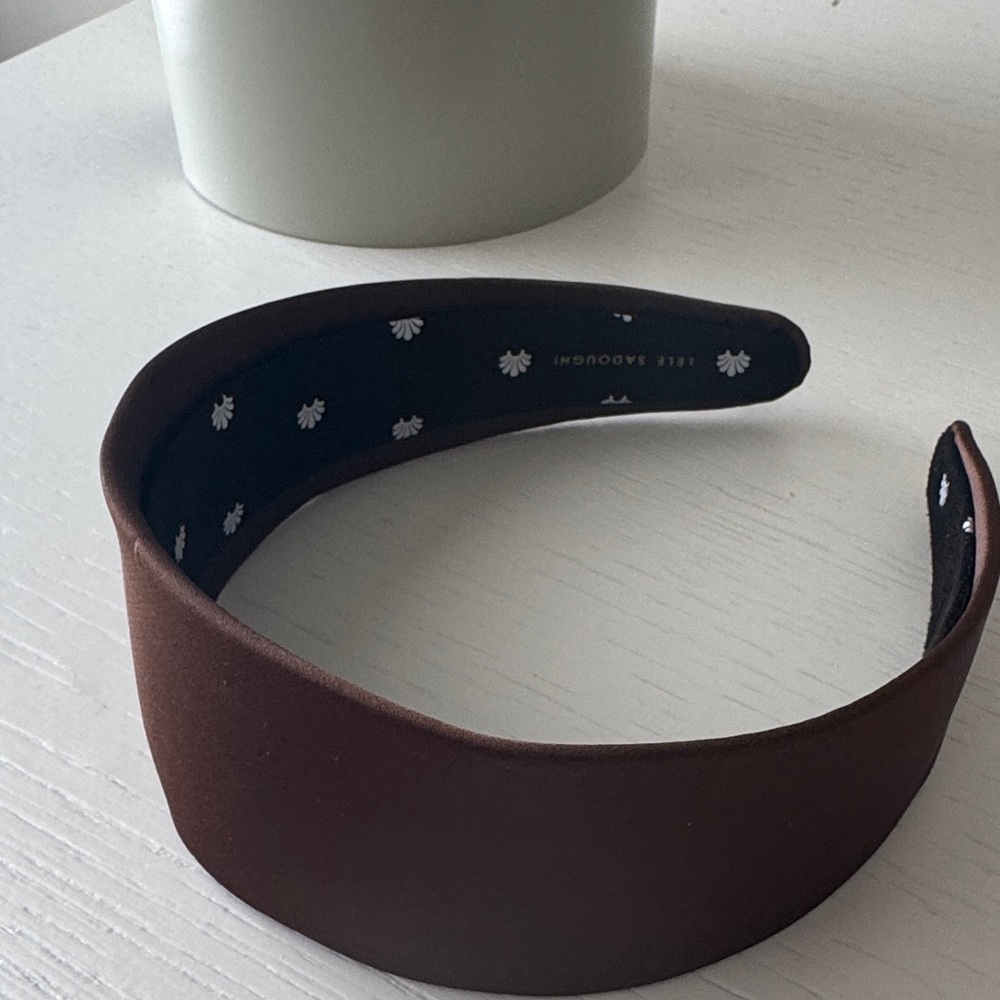 Lele Sadoughi Brown Headband with Black and White Floral Interior